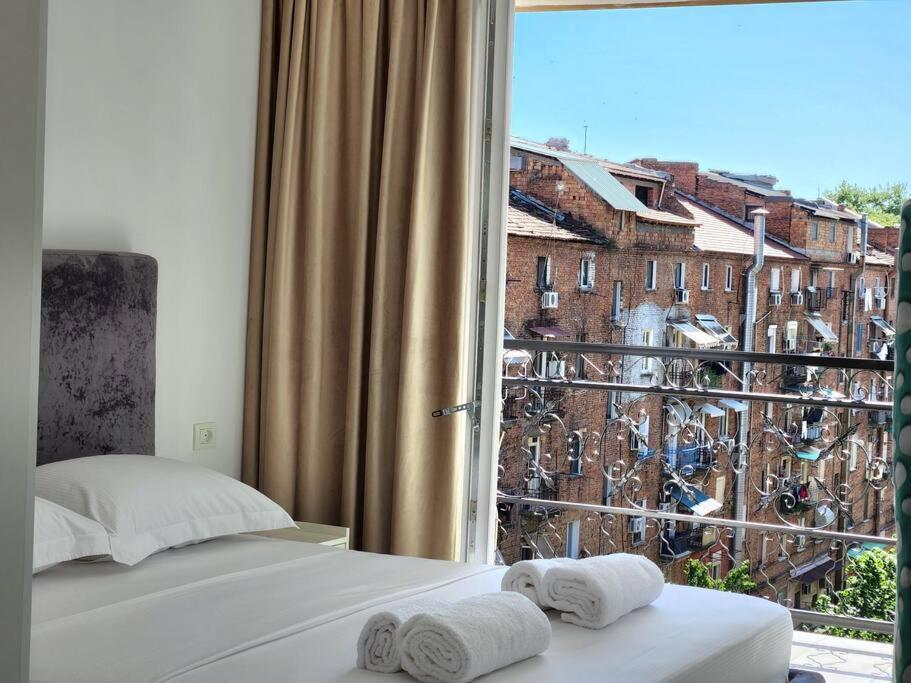 Tirana City Center Penthouse Oasis מראה חיצוני תמונה