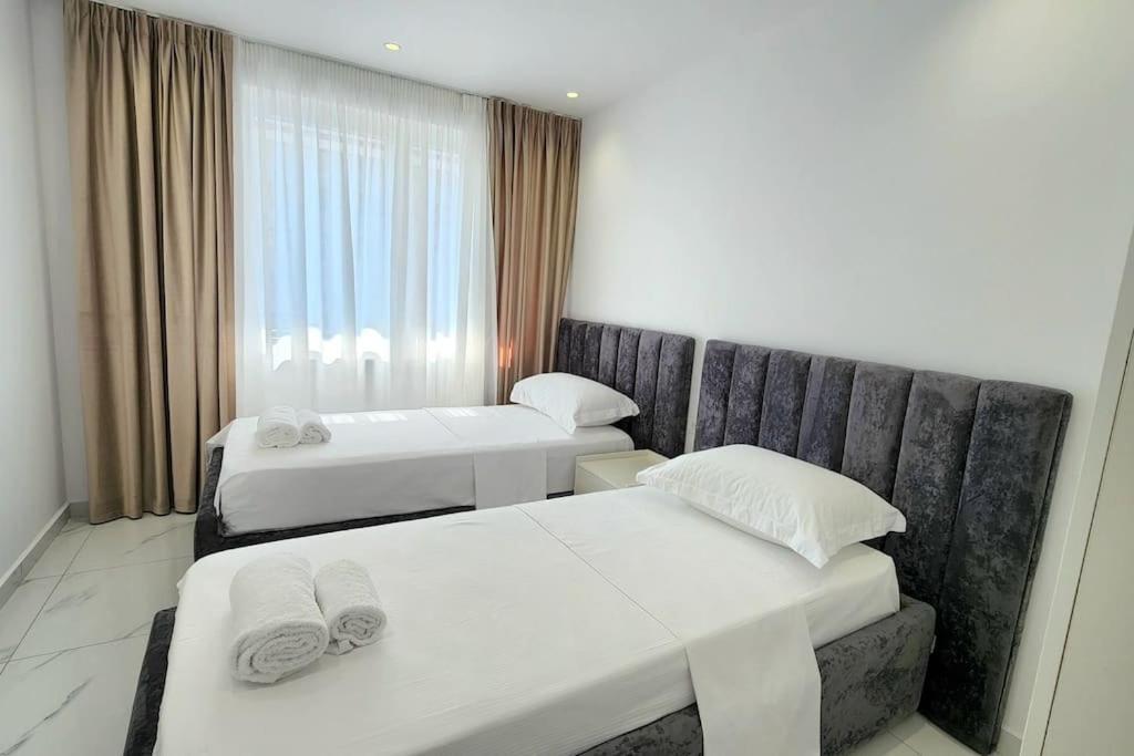 Tirana City Center Penthouse Oasis מראה חיצוני תמונה